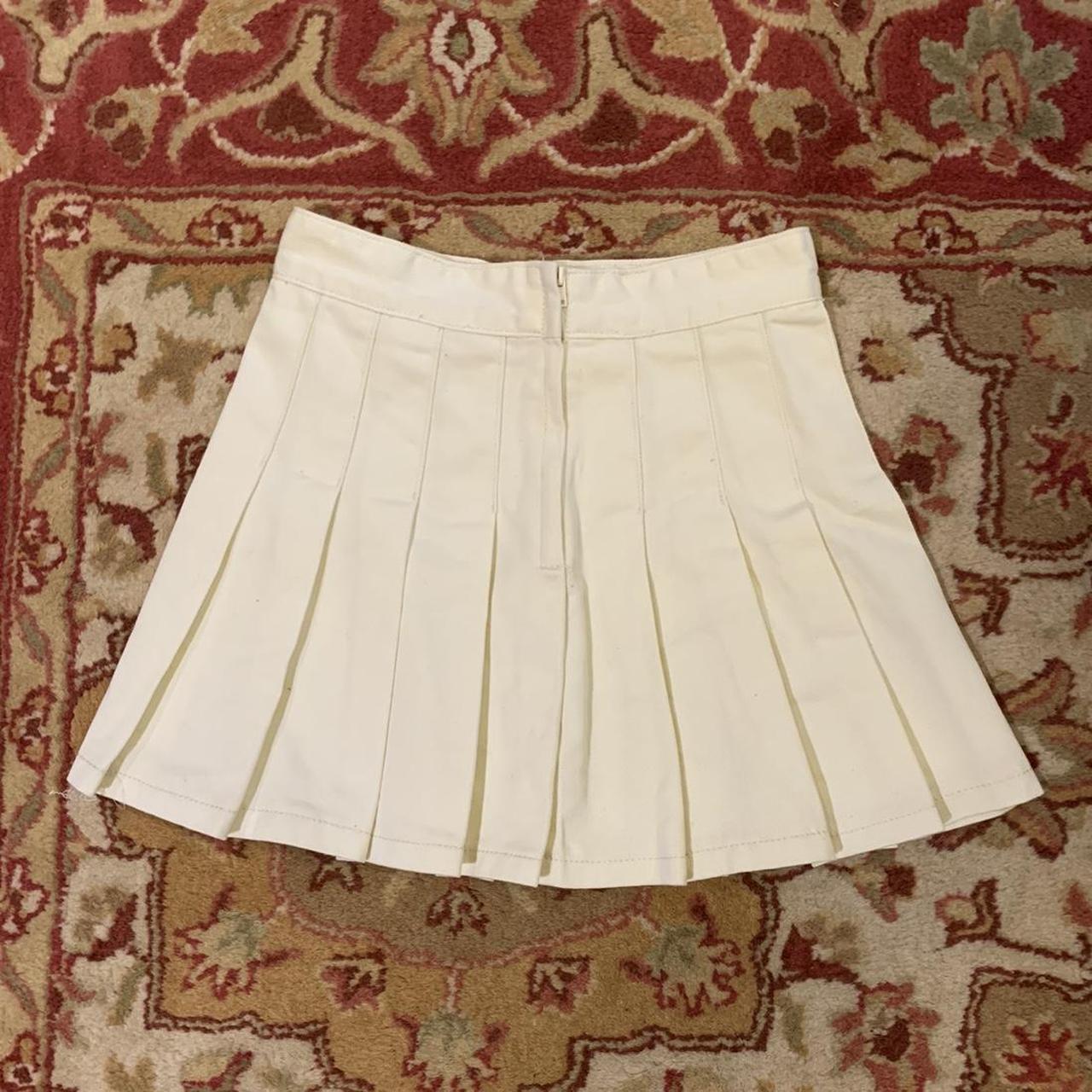 Brandy melville hot sale tennis skirt