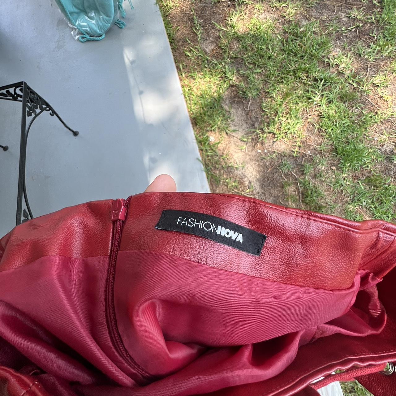 Fashion Nova Women's Red Skirt Depop