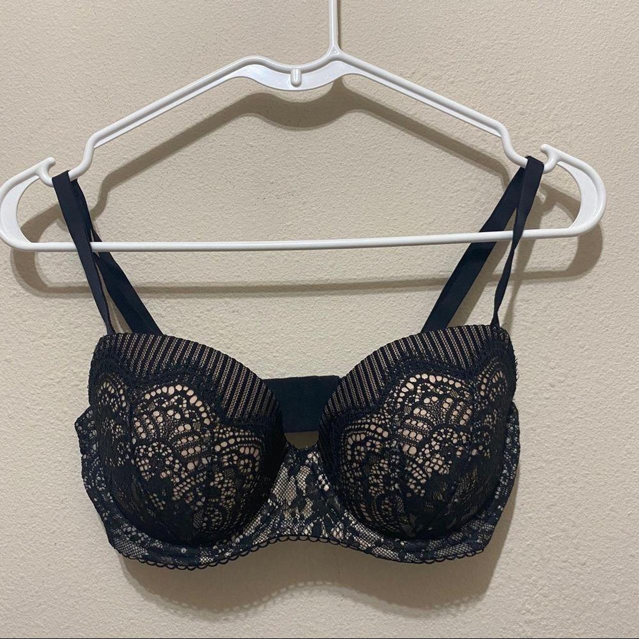 Victorias Secret Black Lace Bra Size 32dd Euc Depop