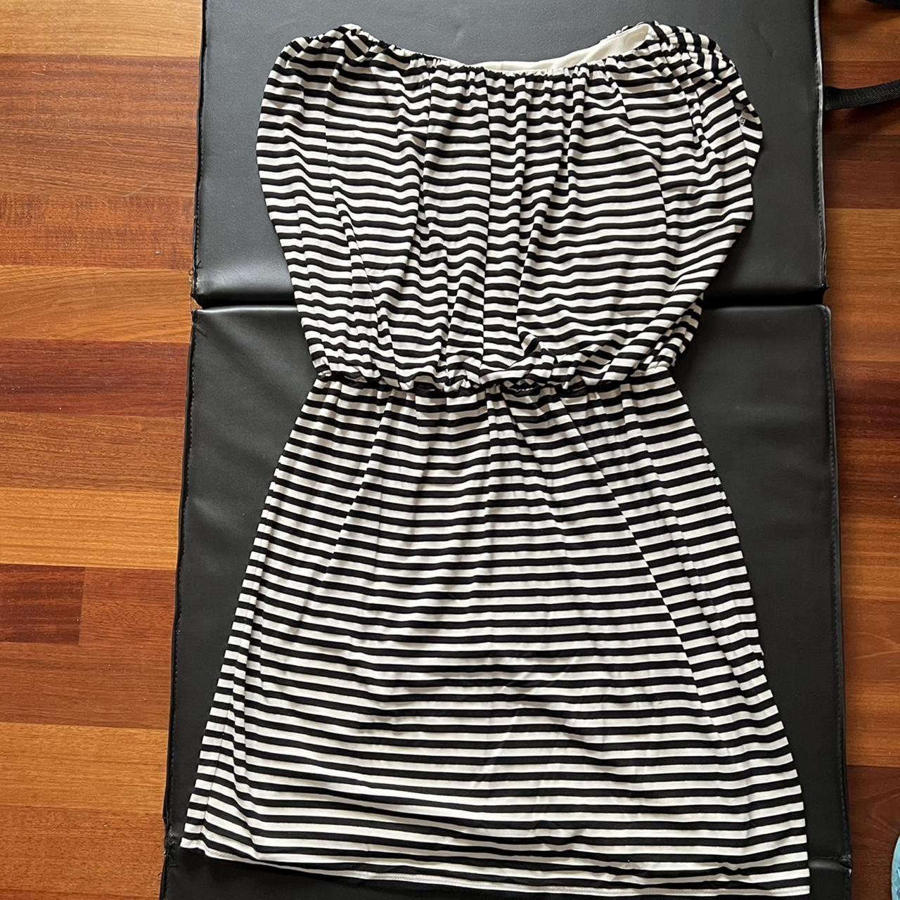 Banana republic black hot sale and white dress