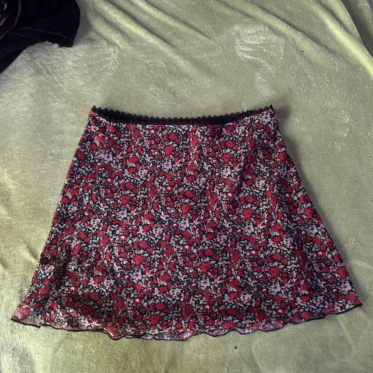 cutest princess polly floral skirt! size 8 - Depop