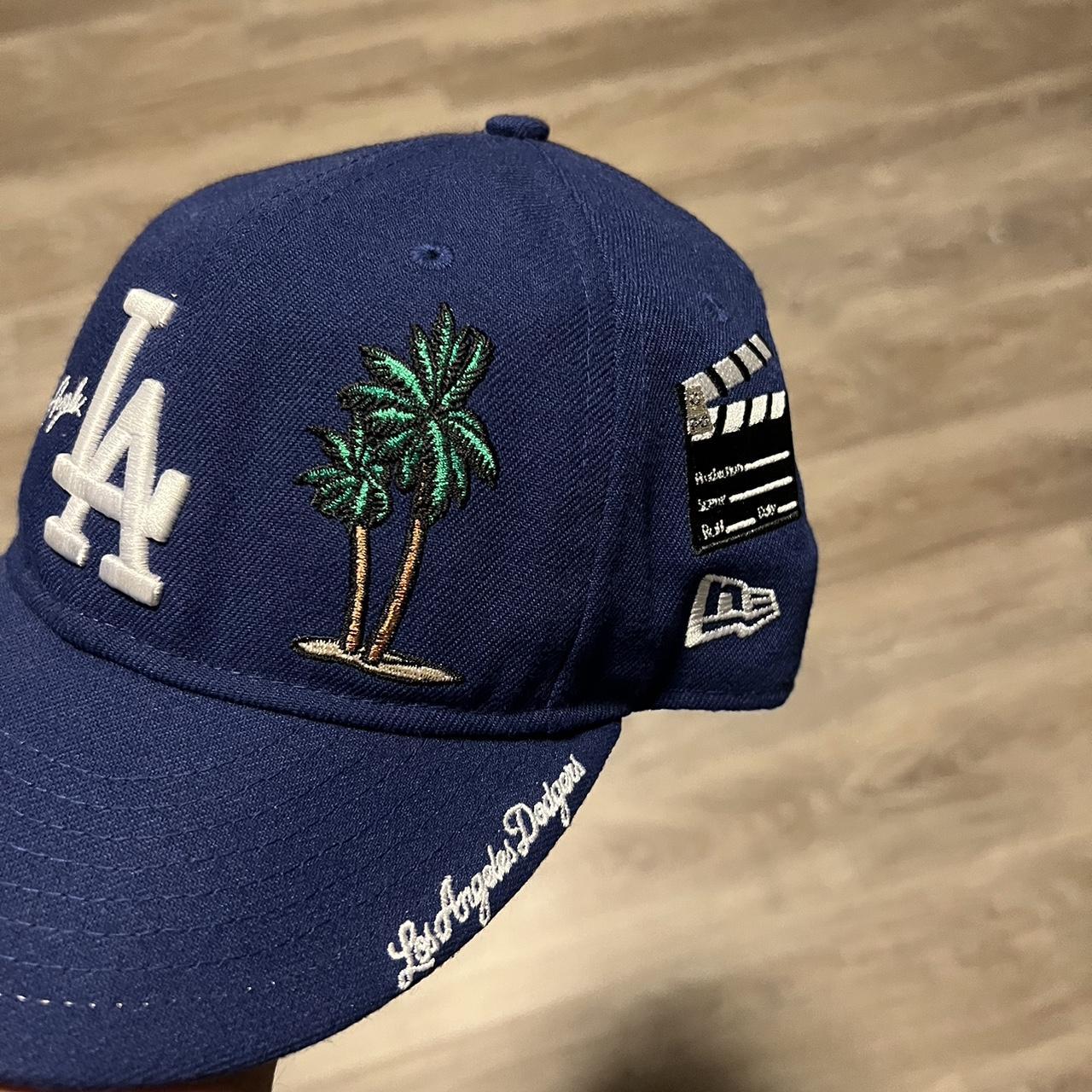 LA Dodgers New Era Hat (Youth). This hat is in - Depop