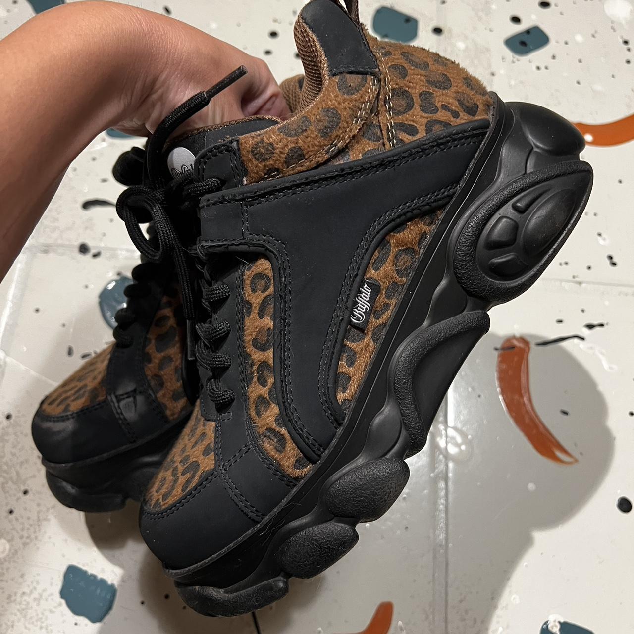 item listed by latinathrifty