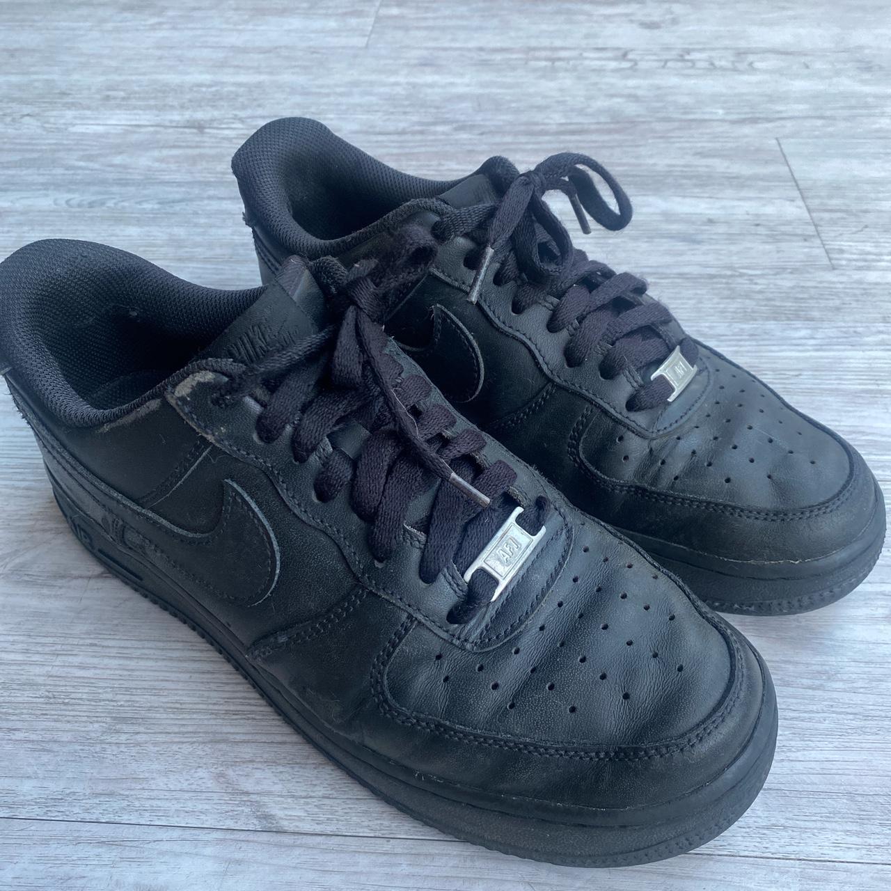 womens black air force 1s