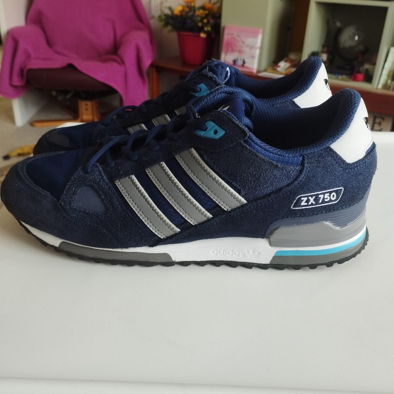 Adidas zx 750 hotsell navy blue mens trainers