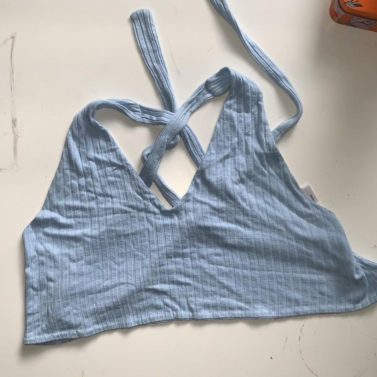 Lulus Women's Blue Crop-top | Depop