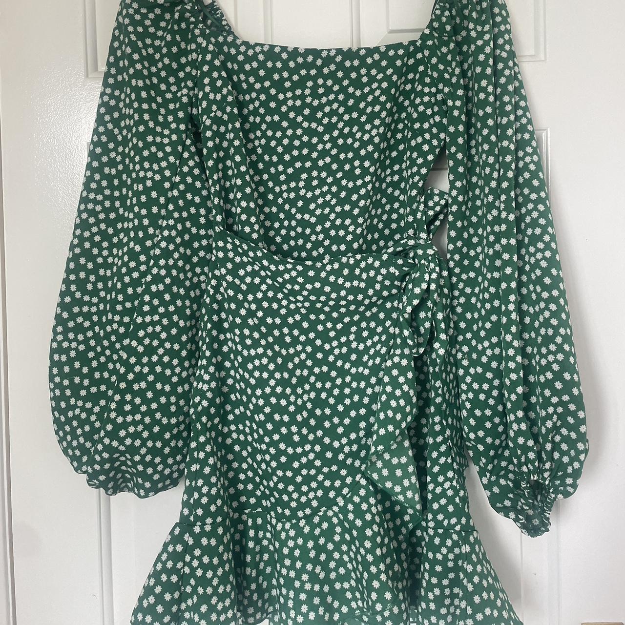 Green daisy princess polly wrap dress Size 4 Worn... - Depop