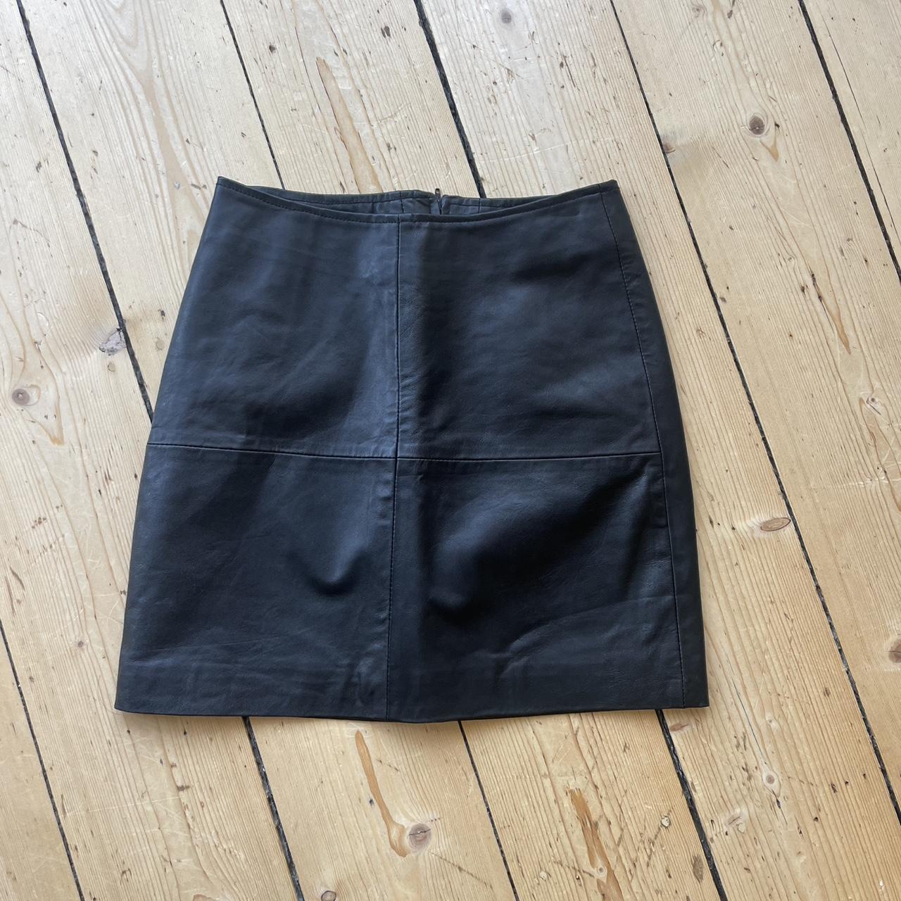 item listed by marianaedwardd