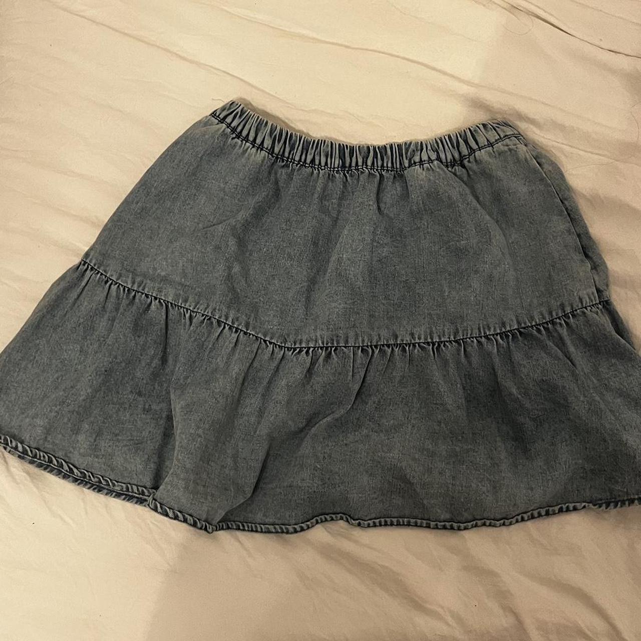 denim tiered american eagle skirt flowy, size small...