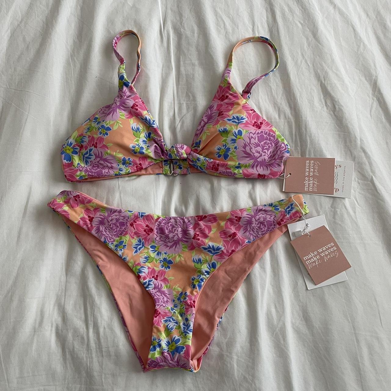 Zen Knot Top/ Knot bottom Set Zen Knot Top/ Knot bottom Set