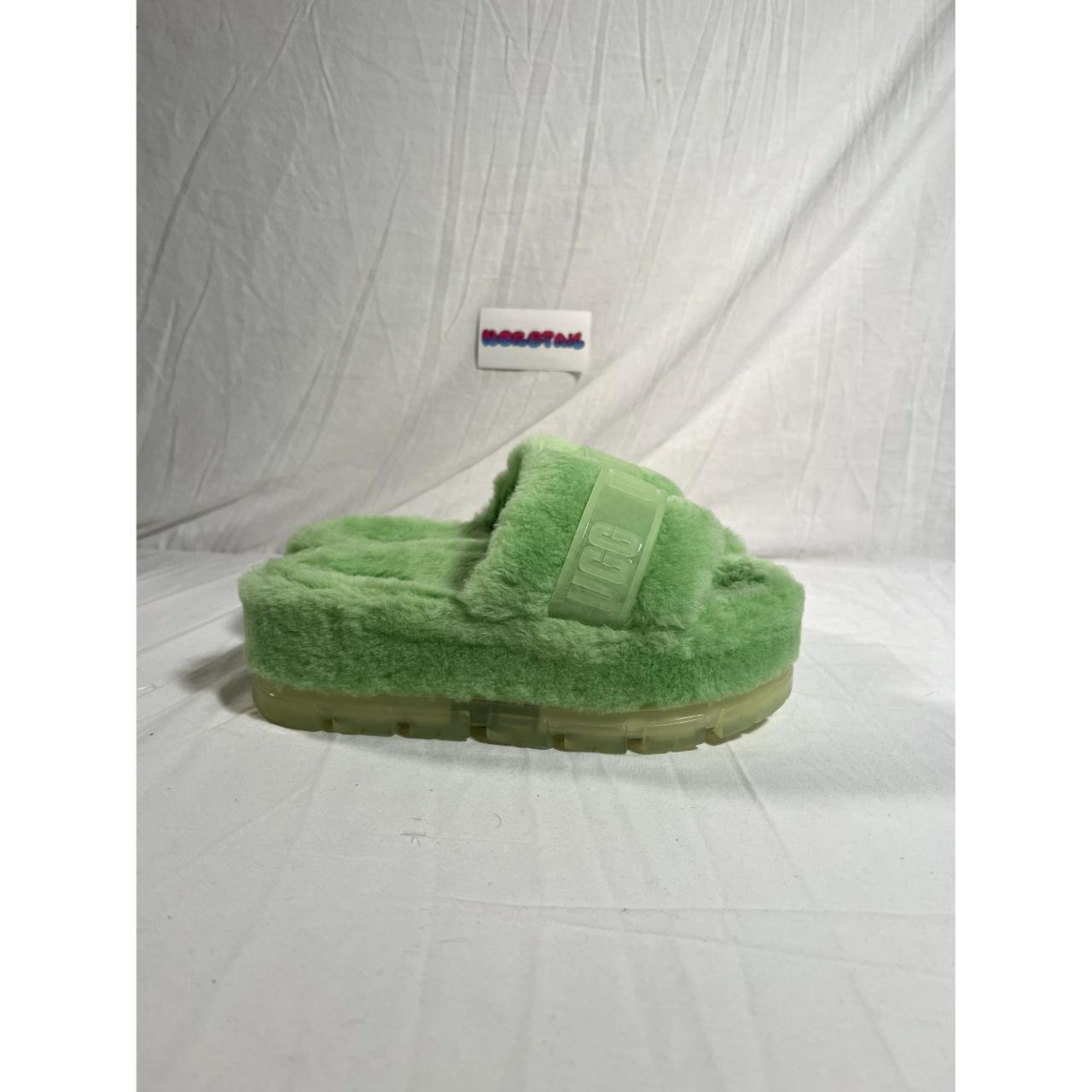 UGG Fluffita Clear Size 9 Womens Color Parakeet