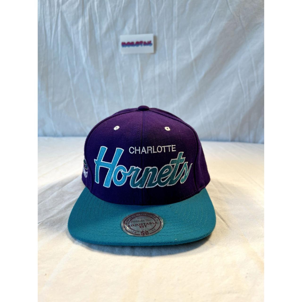 Charlotte Hornets Men's Mitchell & Ness Snapback Hat