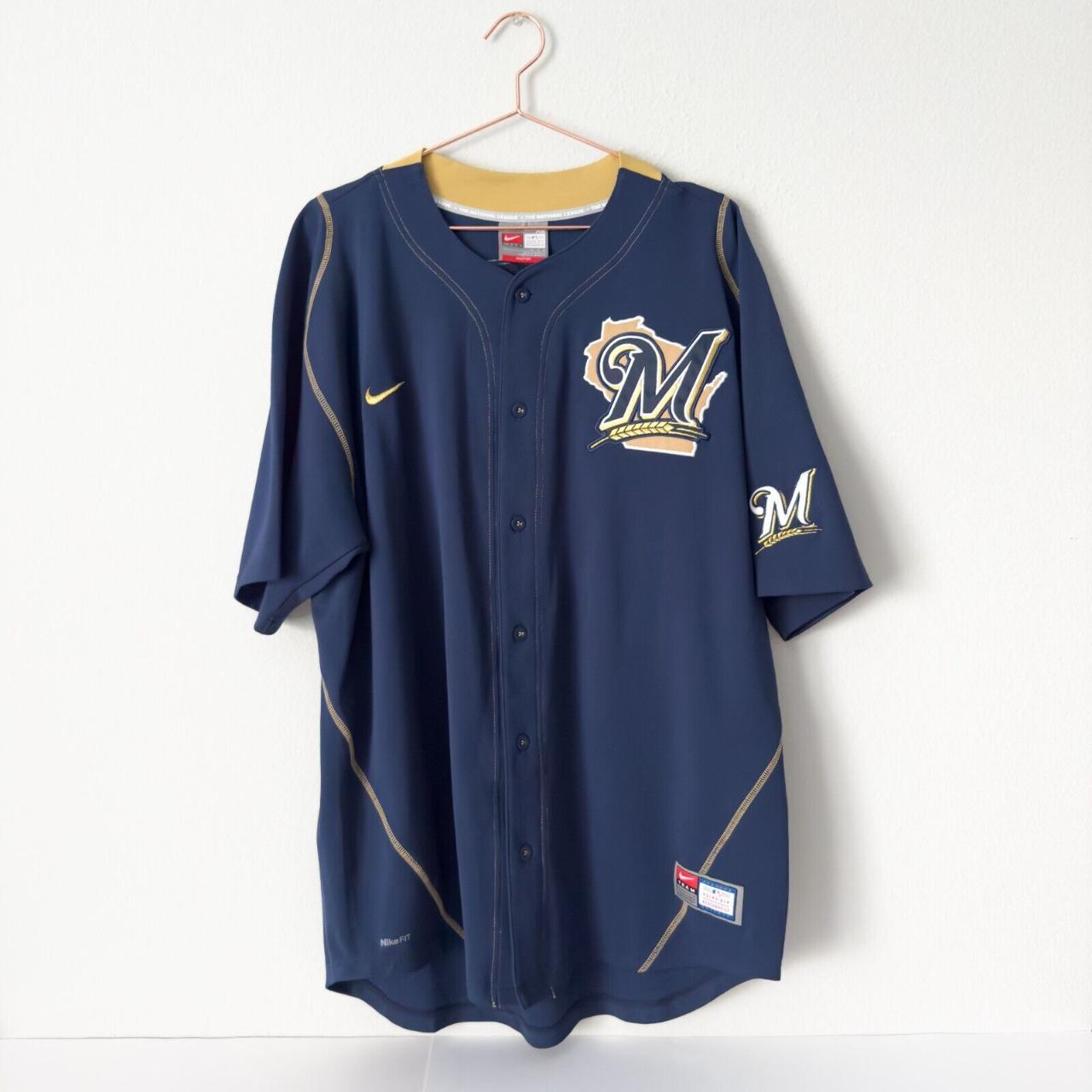 Fitting a Nike Authentic MLB Jersey 