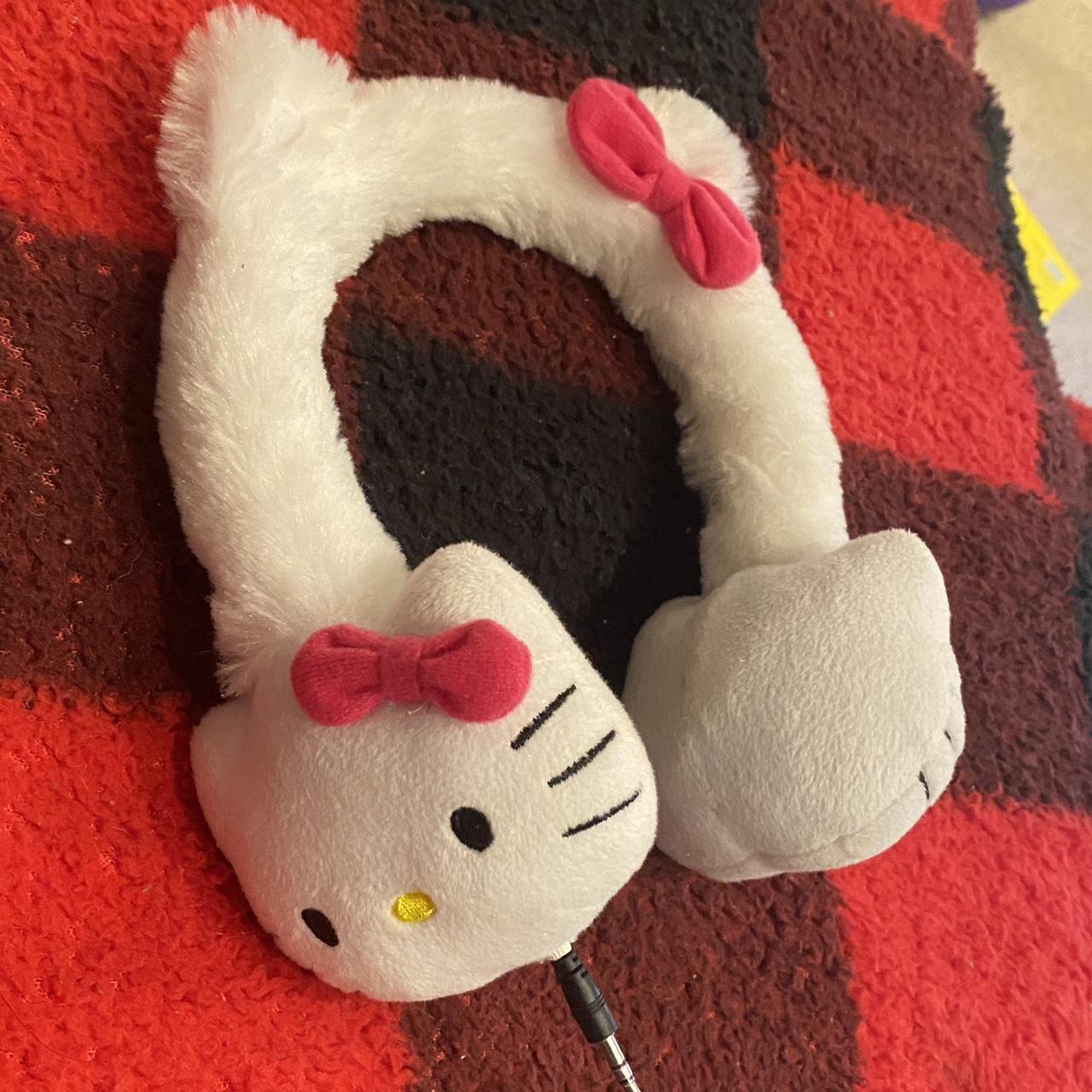 Hello Kitty Headphones 90 Sure They Dont Work But Depop 7703