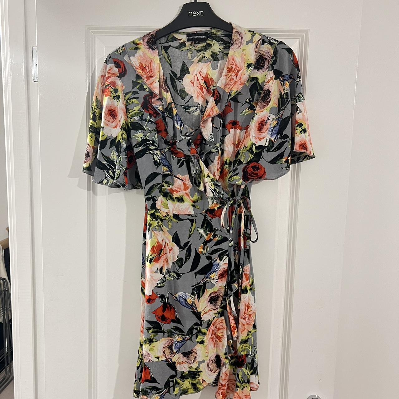 Pretty little thing floral wrap dress - 10 perfect... - Depop