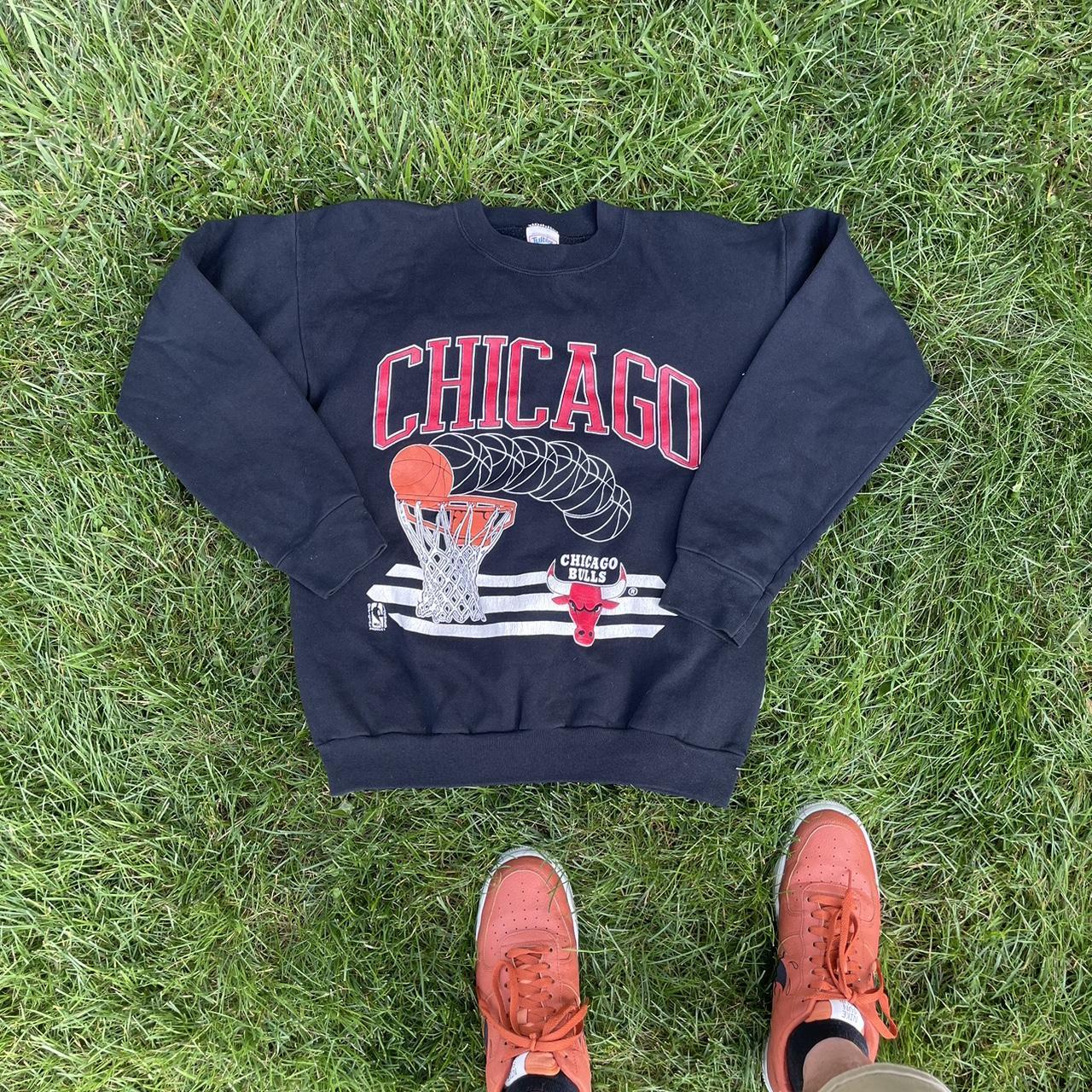 Chicago Bulls Graphic Pullover