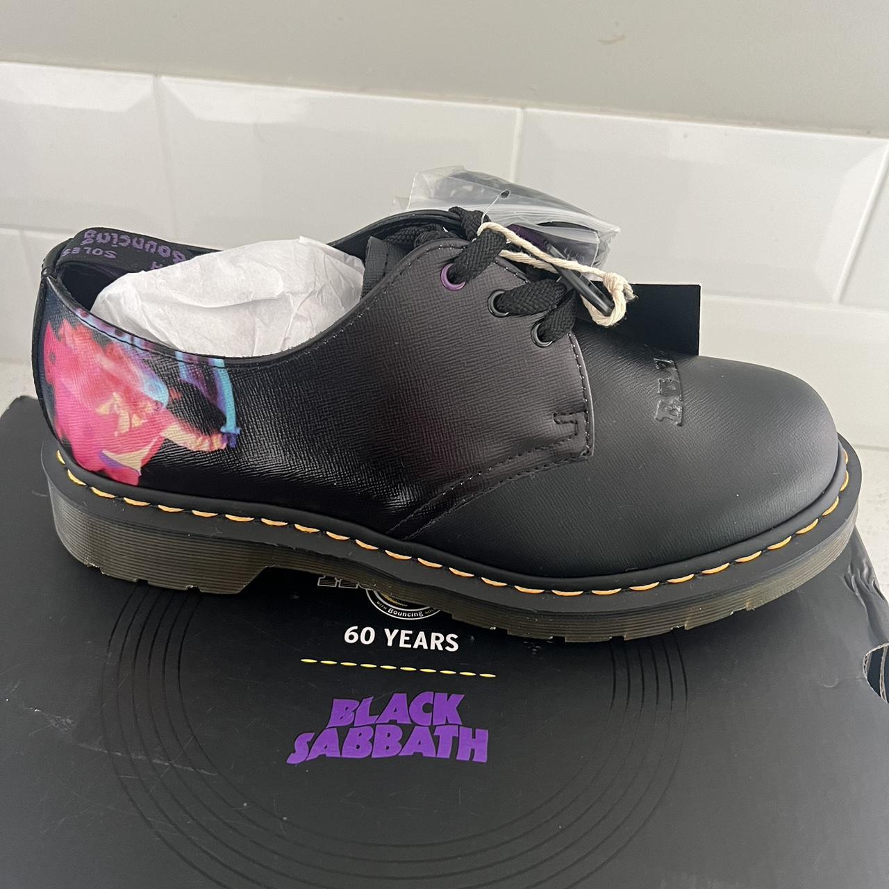 靴 Dr. Martens 1461 BLACK SABBATH US8 Dr. Martens 1461 Black Sabbath Shoes – Red Zone