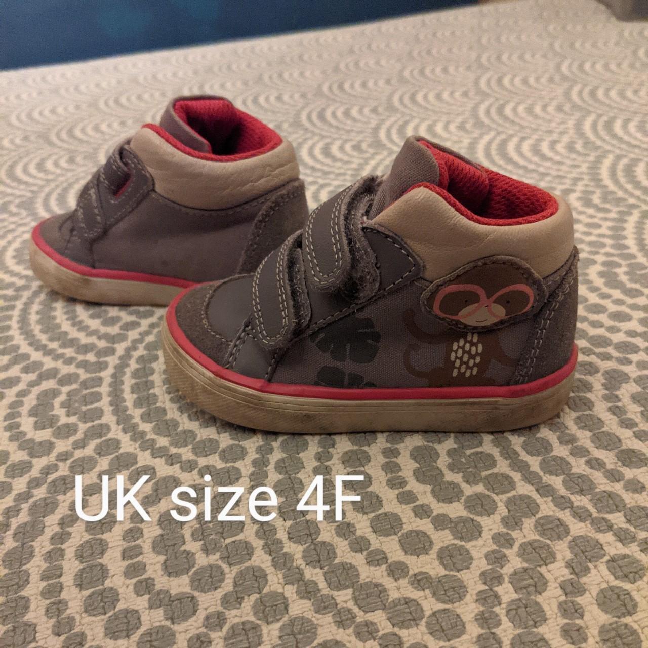 Clarks velcro toddler shoes Size 4 F Good worn... Depop
