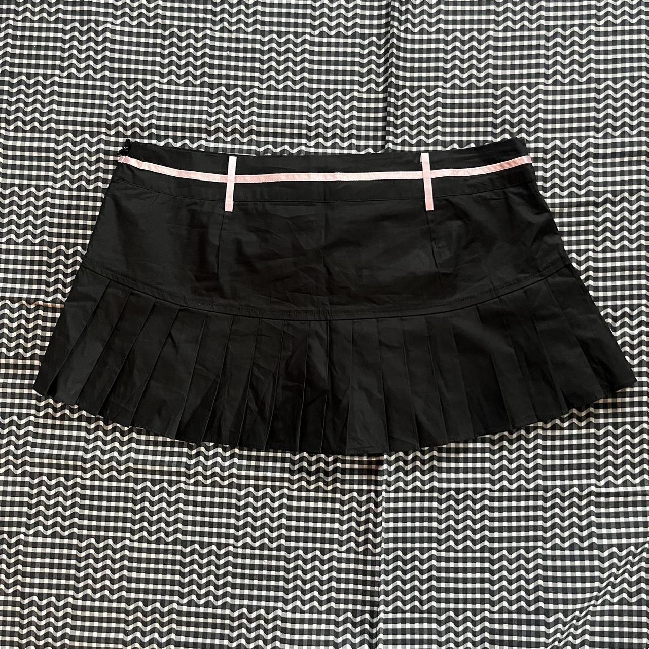 zip up reflective skirt, never worn only selling as - Depop