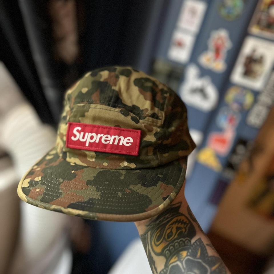 Supreme 5 panel camo hat. Like new. Box logo... - Depop