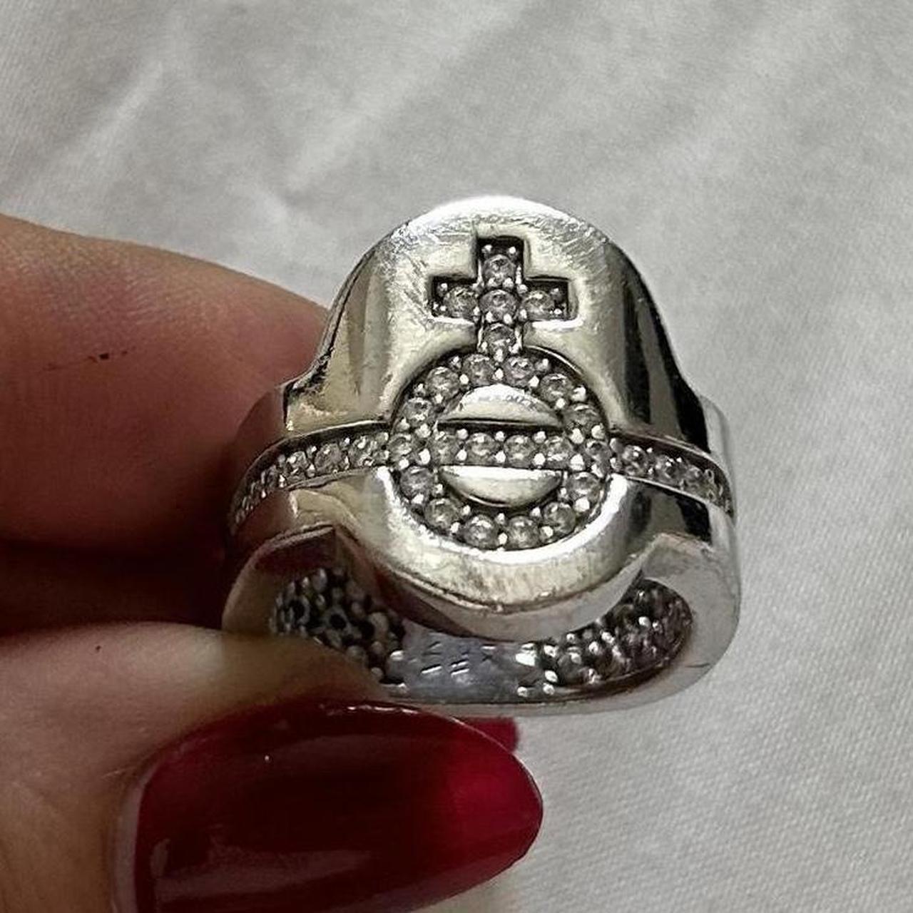Vivienne Westwood silver orb signet ring Size XL | Depop