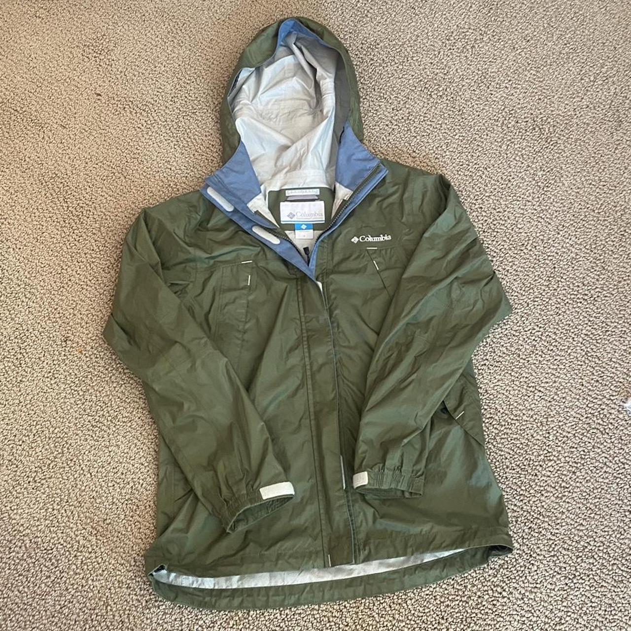 Olive Green Columbia Rain jacket •Never... Depop