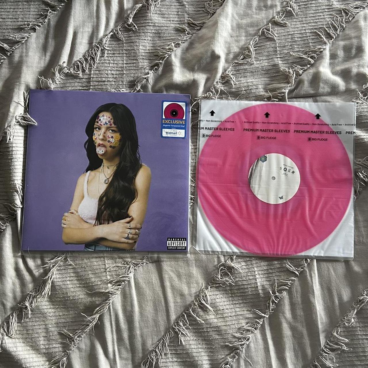 Olivia Rodrigo - SOUR (Walmart Exclusive) Vinyl 
