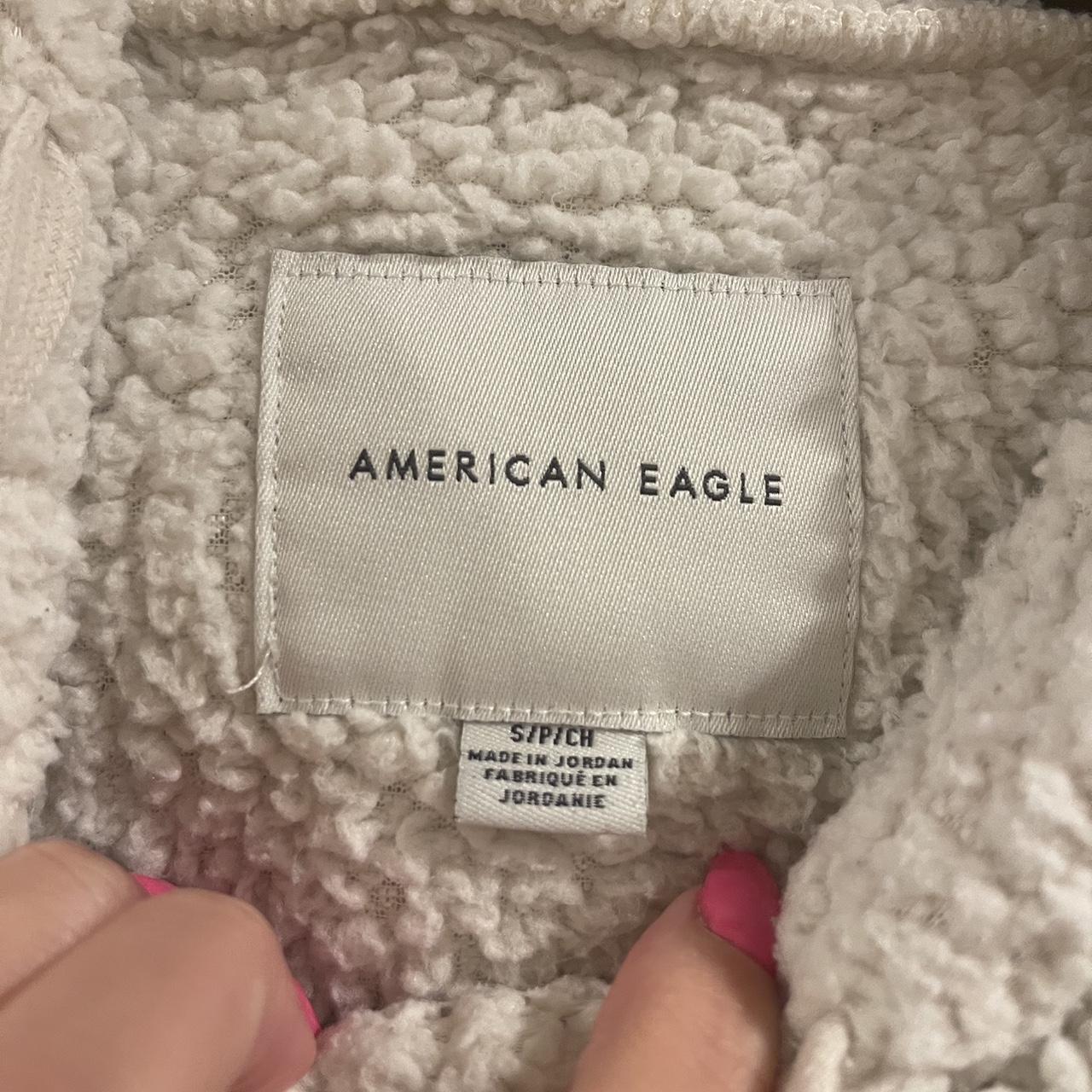 American eagle white sherpa jacket Size small but... - Depop