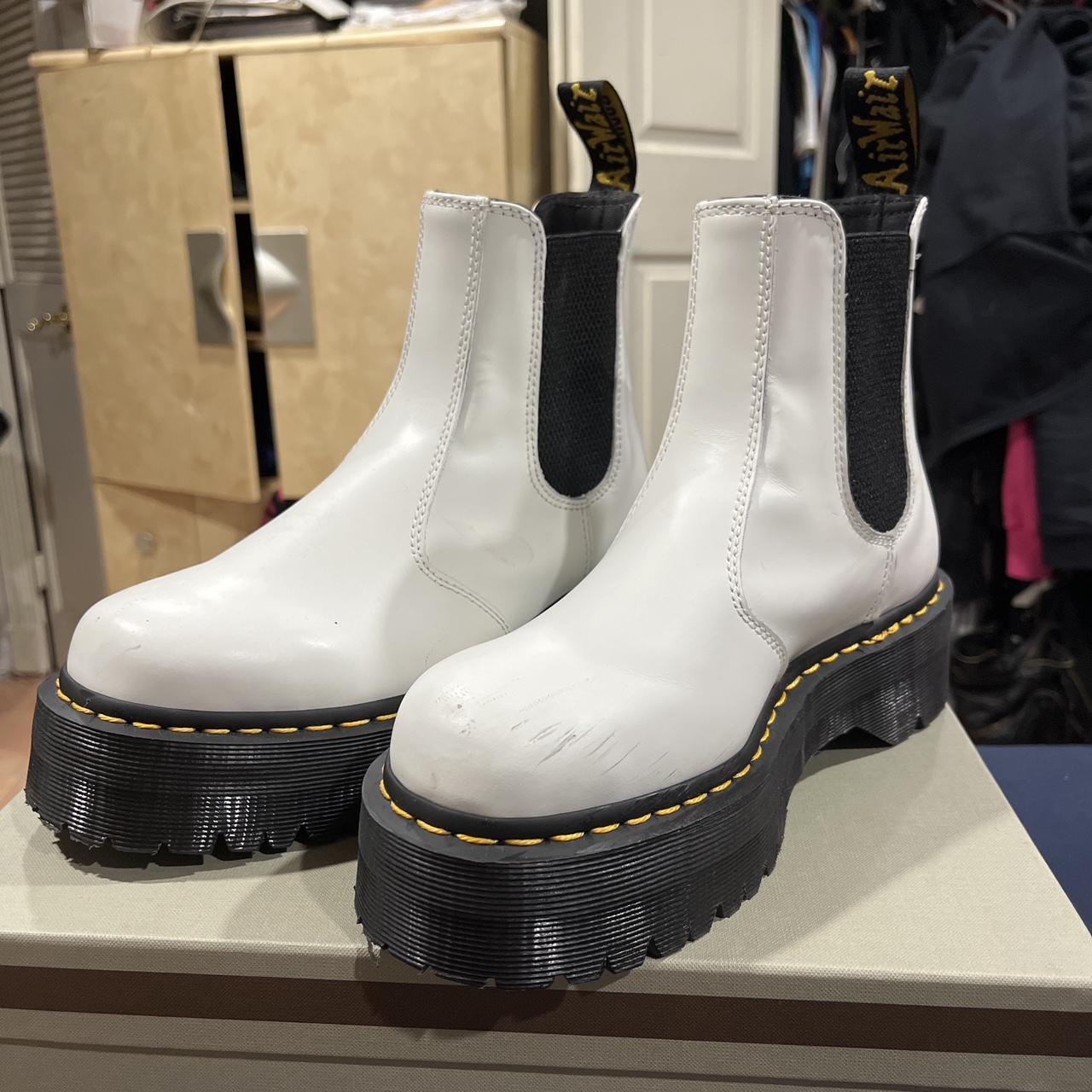 Dr martens chelsea boots used sale