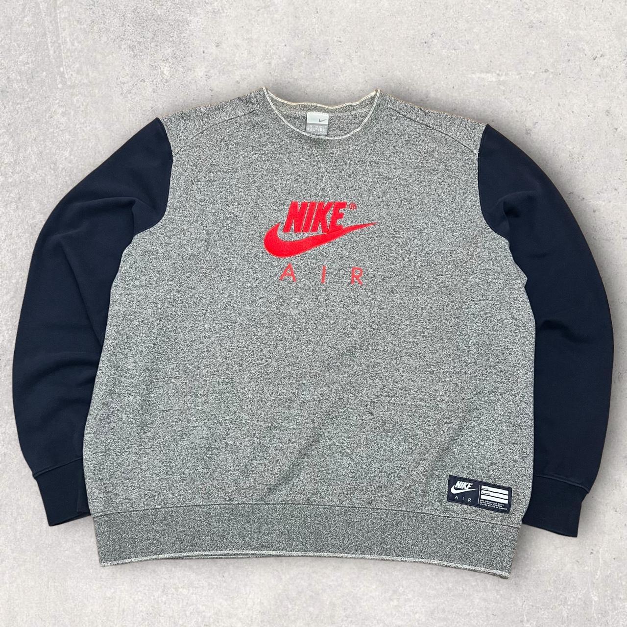 Vintage Nike Sweatshirt Beautiful early 2000s... - Depop