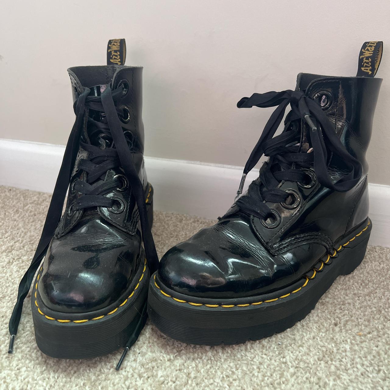 Dr martens molly sizing best sale