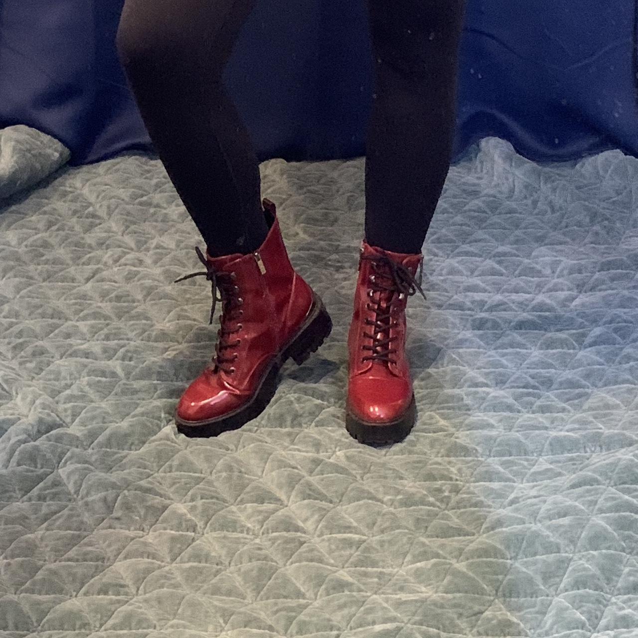 guess boots red