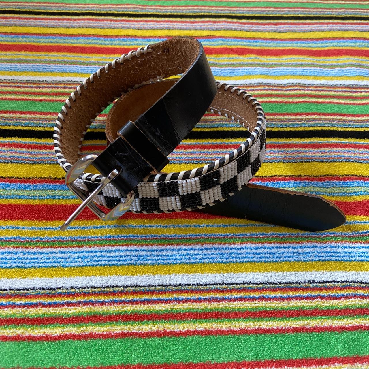 Checkerboard belt clearance