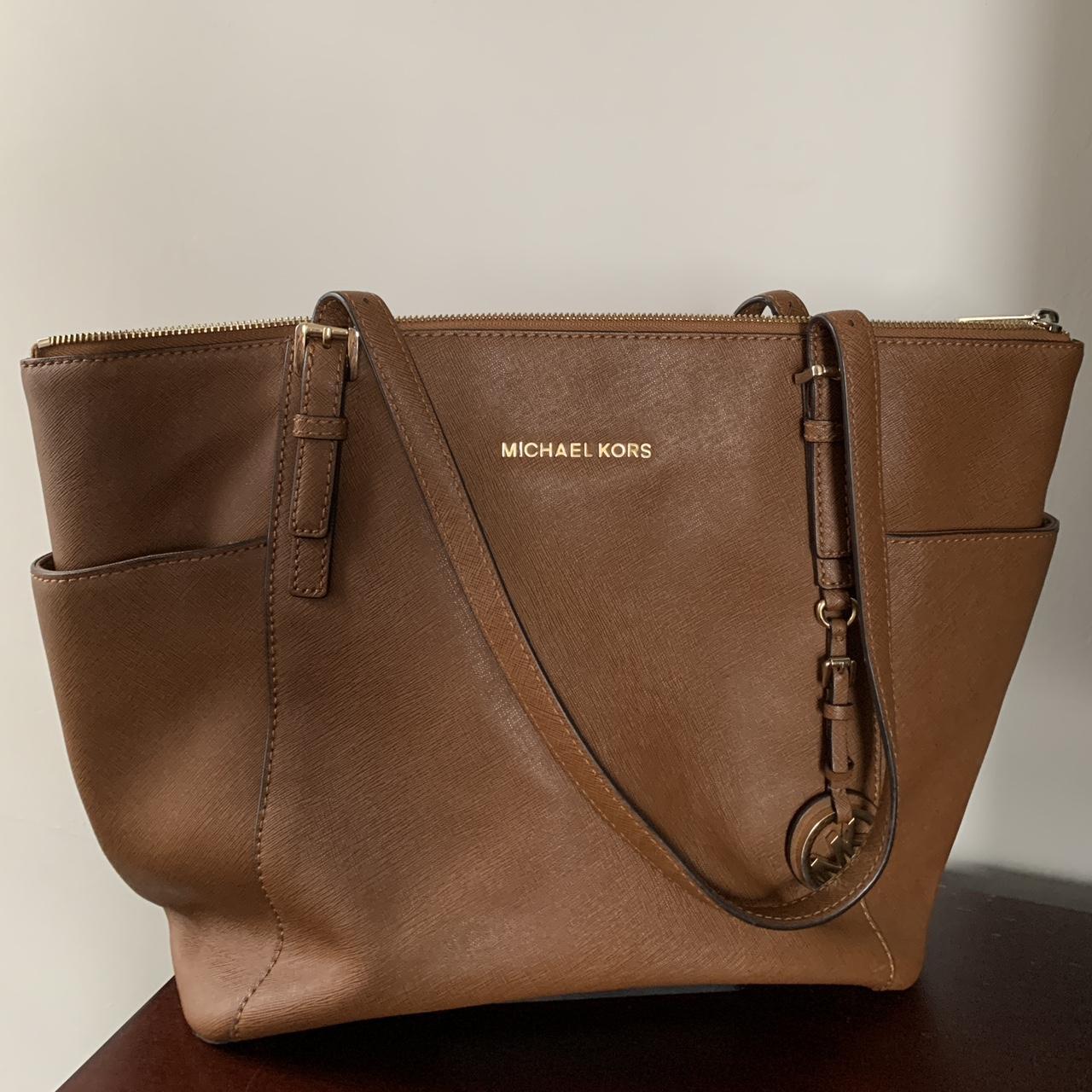 Michael kors saffiano hot sale large tote