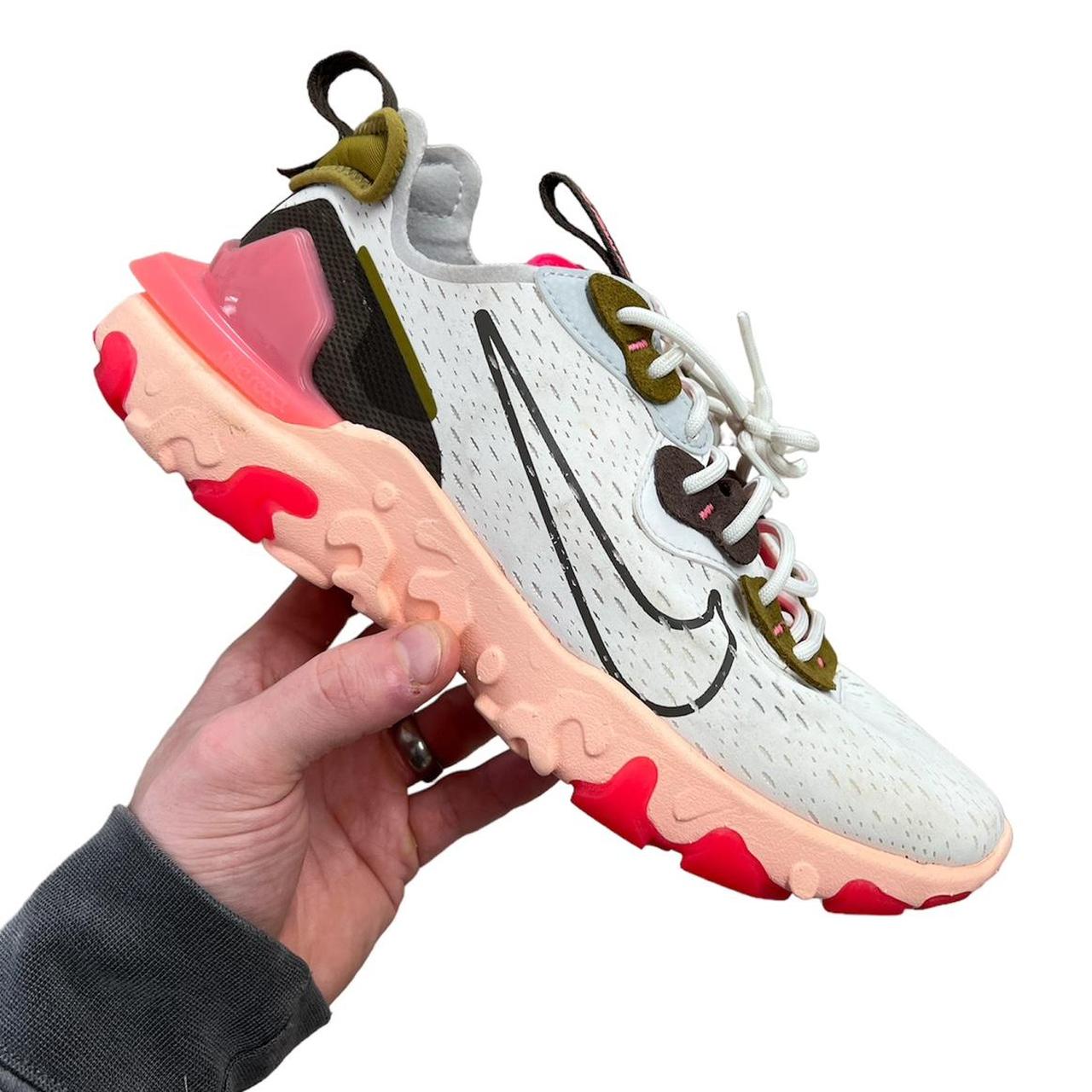 Nike Trainers Nike React Vision White And Pink Nike React Vision