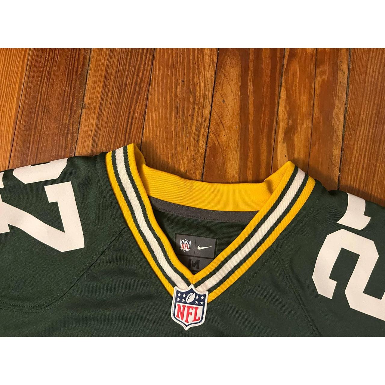 522 Green Bay Packers Eddie Lacy #27 :) Boys size - Depop