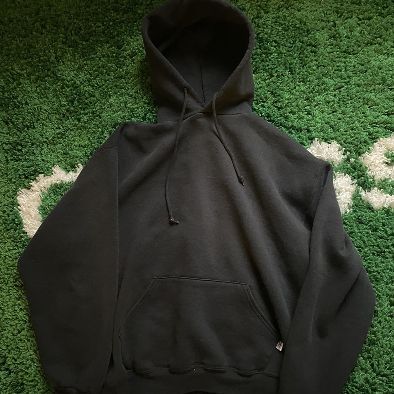 Russell Athletic Men's Black Hoodie | Depop