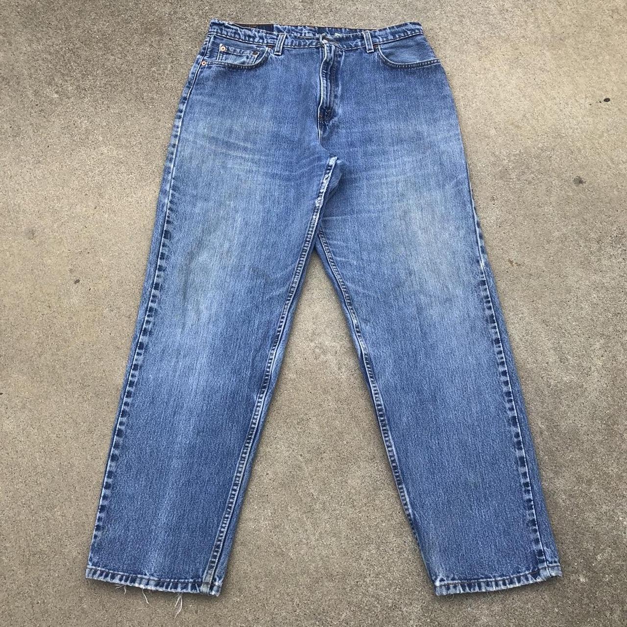 Vintage 90s Levi’s 560 baggy fit jeans size 34 X 30... - Depop