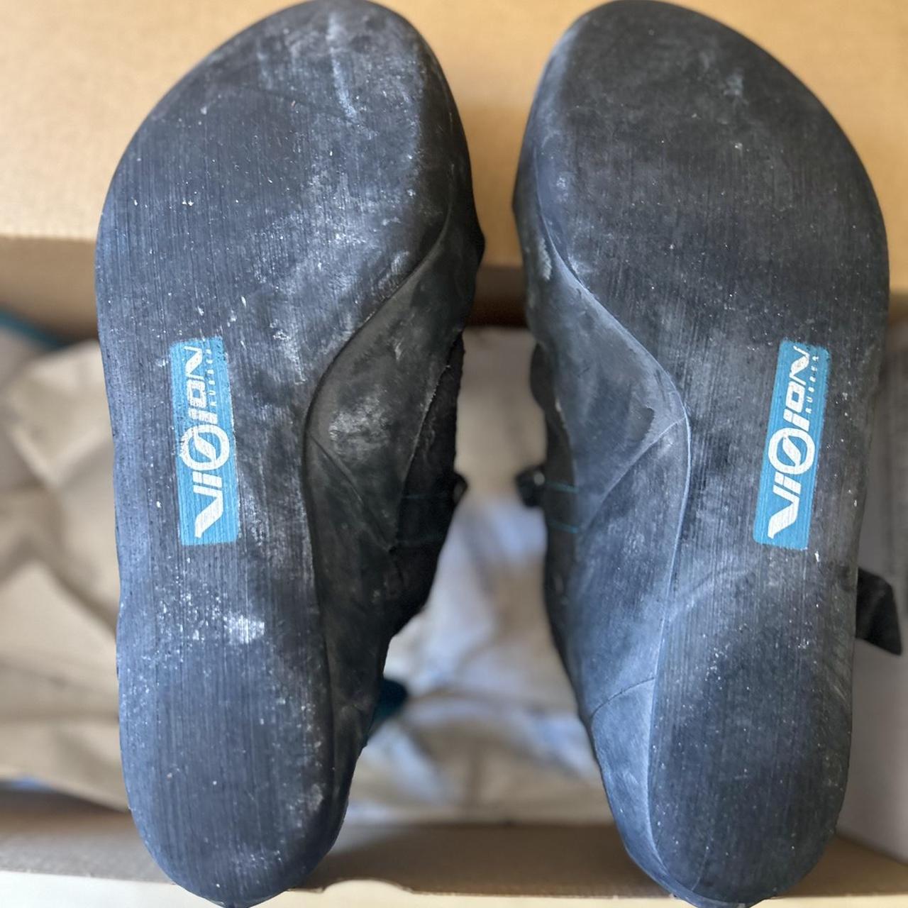 Scarpa Velocity V Climbing Shoes size 5 Depop