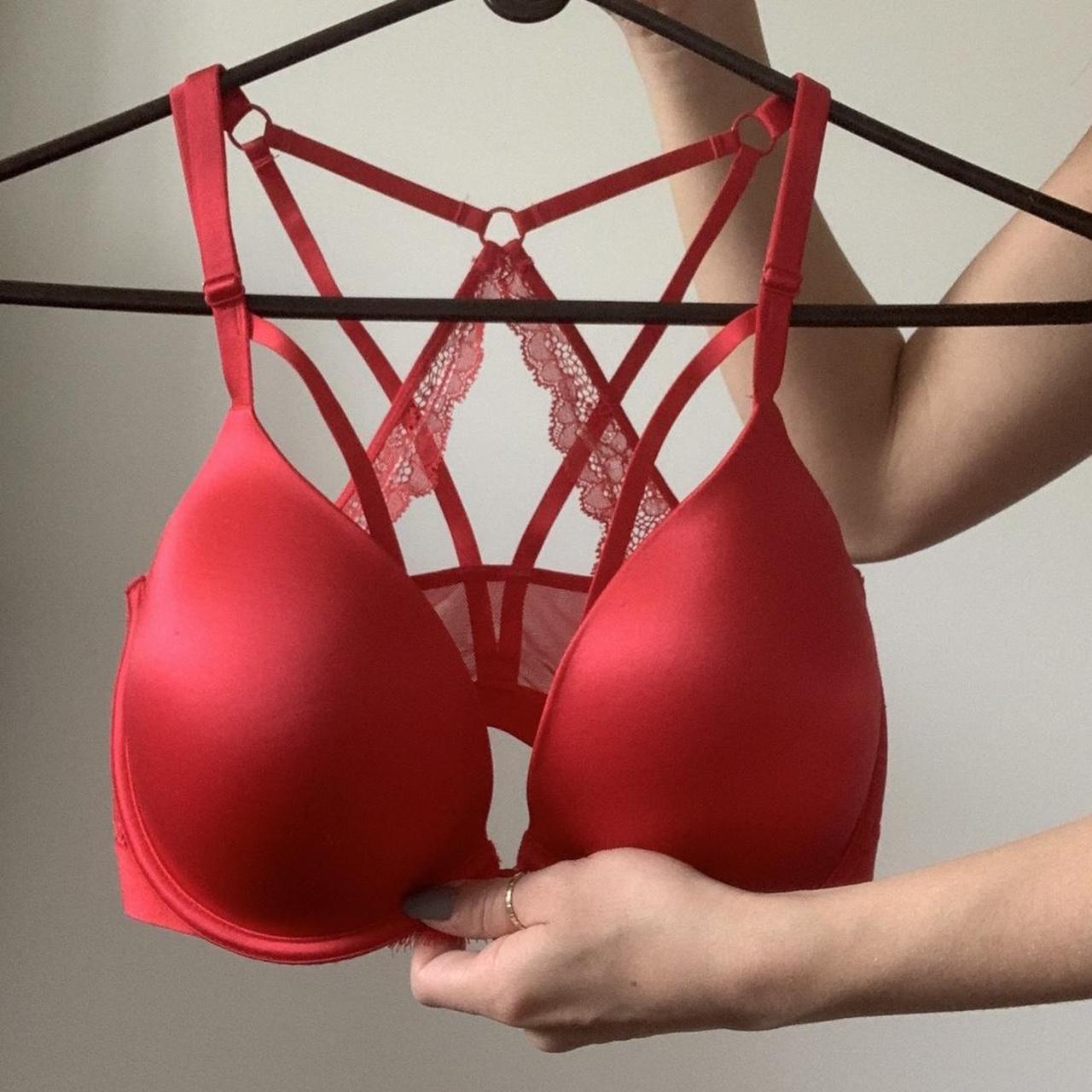 Victoria Secret push up nude bra size 32D: great - Depop