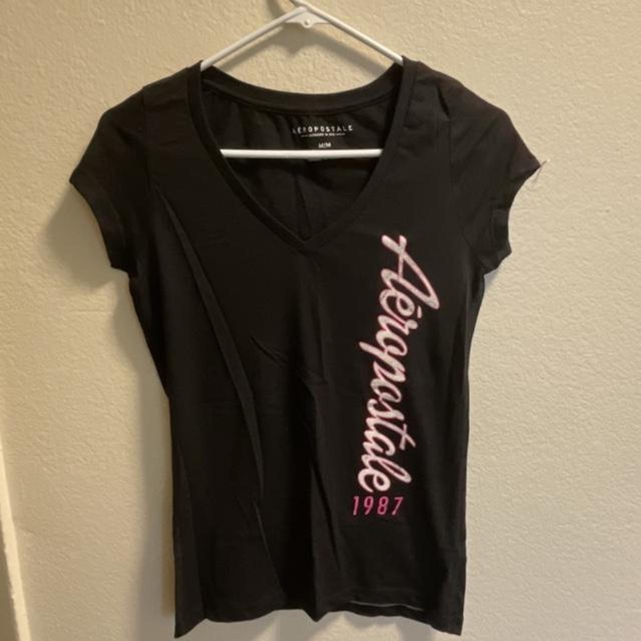 Aeropostale Women's Black and Pink T-shirt | Depop