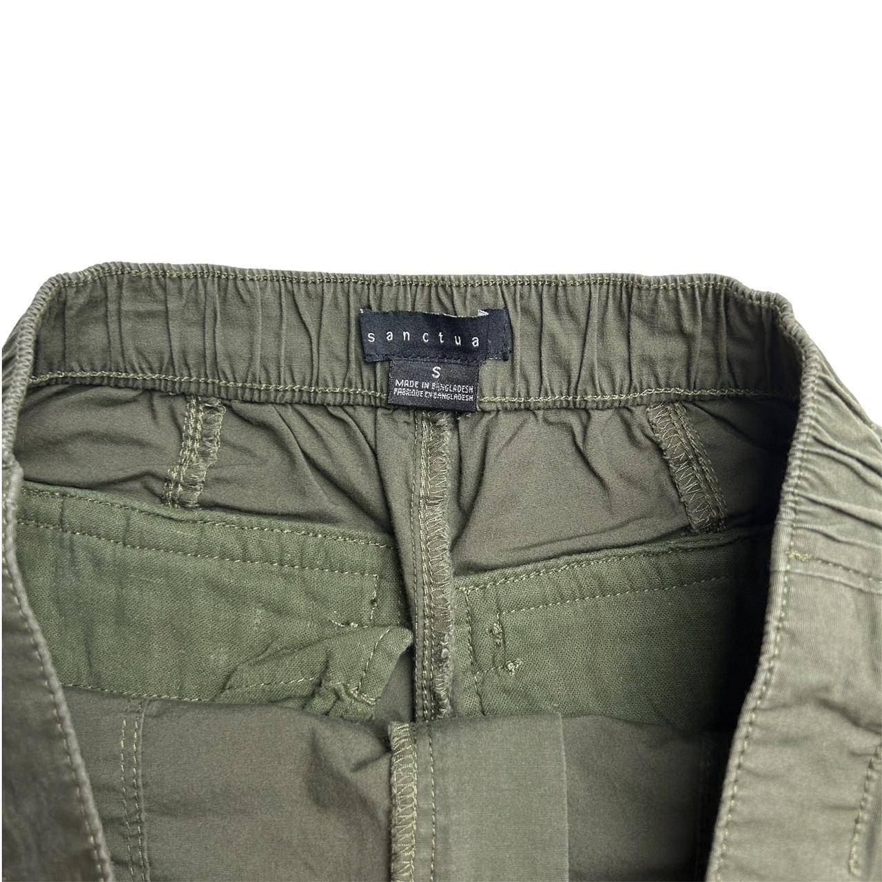 Sanctuary Women's Cargo Khaki Pants Size Small... - Depop