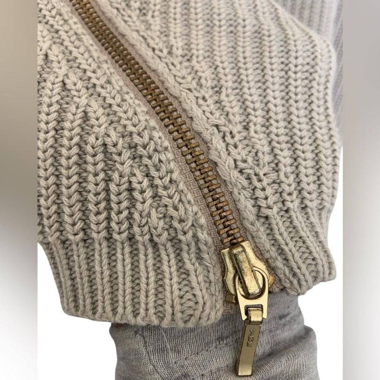 Source Unknown Women's Sweater - Grey - M – Tyler… - image 3