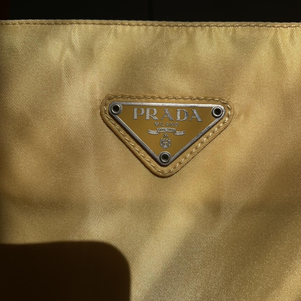 Vintage nylon prada bag, great condition - Depop