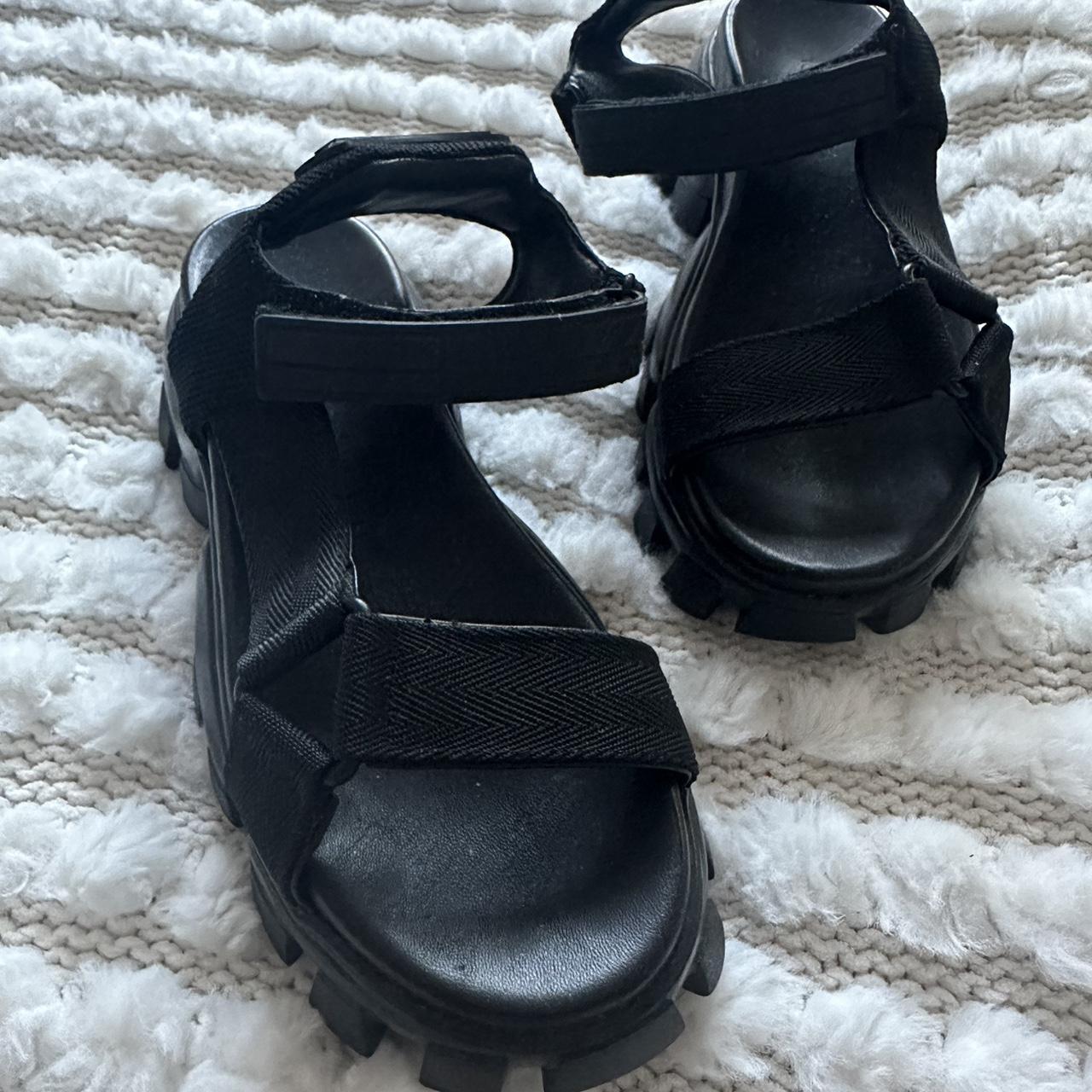 tony bianco quilted sandals