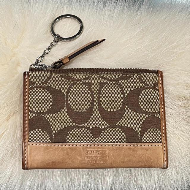 Y2K Coach Peyton Signature Heart Wristlet ♡ - Depop