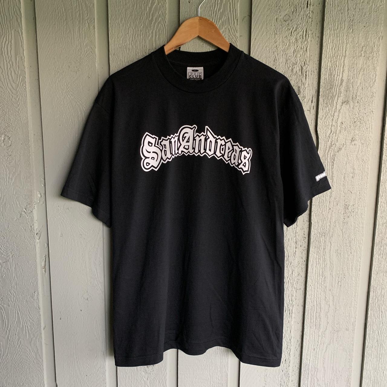 Men's Black and White T-shirt | Depop