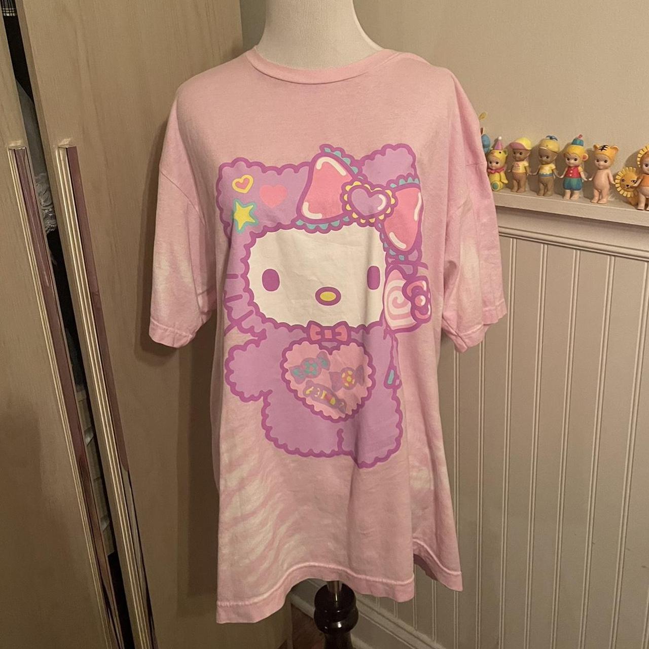 Hot Topic Sanrio Hello Kitty Kawaii Graphic T-Shirt Size Small