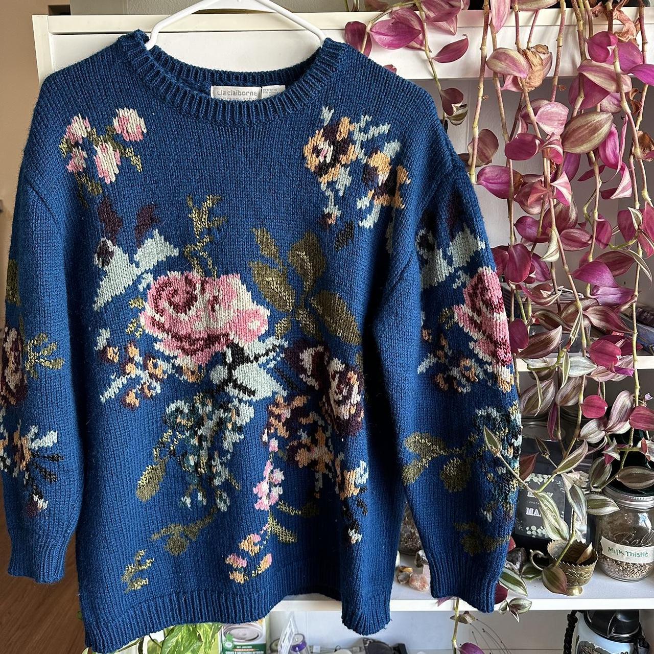 Liz Claiborne Women S Pink And Blue Jumper Depop