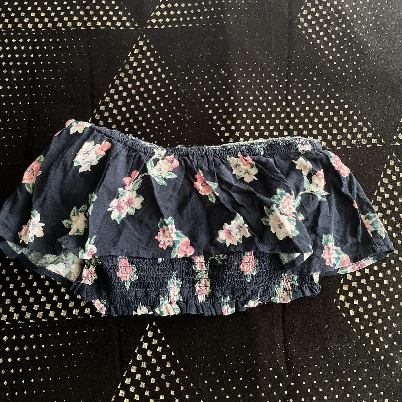 Hollister Bandeau Top - Size S Never Worn - Depop